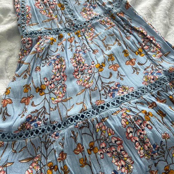 Abel the Label Open Back Floral Dress - Picture 5 of 6